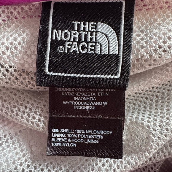 THE NORTH FACE shell jacket in Magenta - Picture 5 of 7